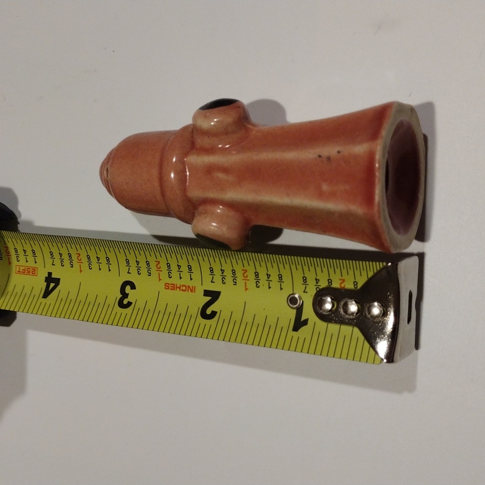Vintage 1960, dog lifting leg on fire hydrant salt and pepper shaker made Japan - Picture 10 of 11